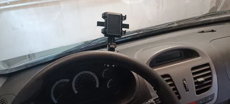 پایه نگهدارنده گوشی موبایل مدل گیره ای کد 6 به همراه شماره تلفن مخصوص پارک