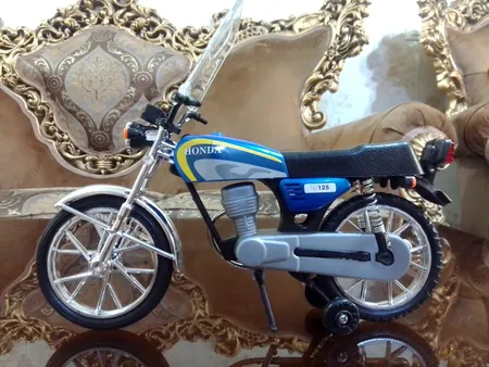 موتور بازی مدل HONDA CG 125