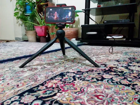 سه پایه نگهدارنده گوشی موبایل یونیمات مدل D909