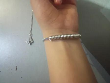 دستبند زنانه مدل پروانه نگین دار و مروارید کد Mhr-21