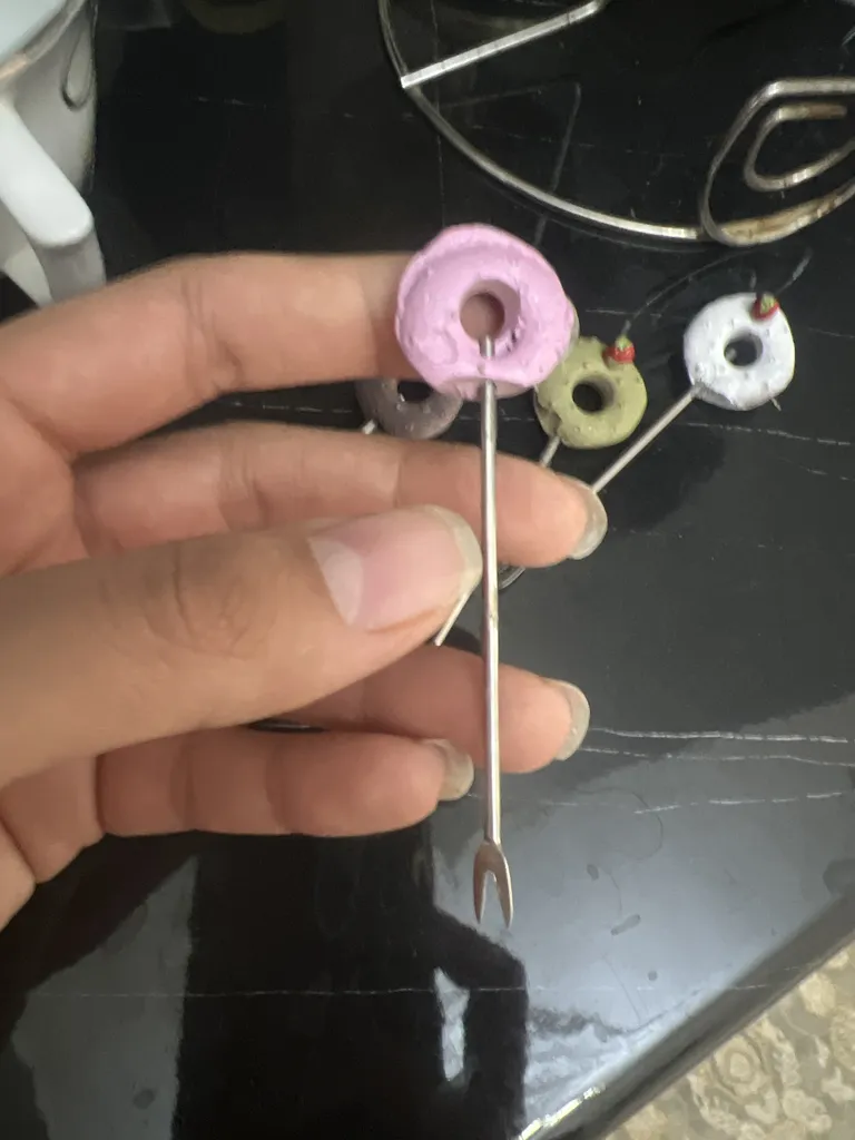 چنگال زیتون خوری طرح دونات