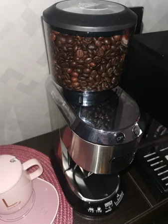 آسیاب قهوه دلونگی مدل KG520.M