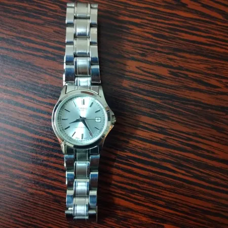 ساعت مچی عقربه ای زنانه مدل کلاسیک n2