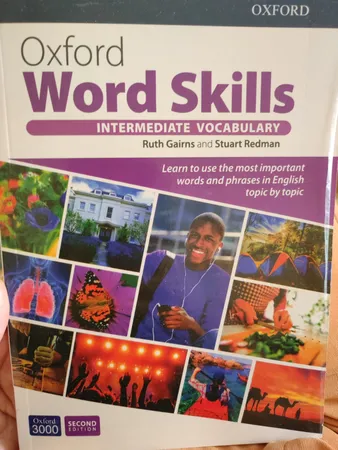 کتاب Oxford Word Skills Intermediate Vocabulary Second Edition اثر Ruth Gairns And Stuart Redman انتشارات الوندپویان