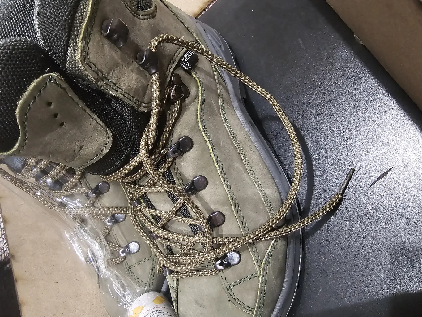 کفش کوهنوردی چرم عطارد مدل چرم طبیعی کد SHK06