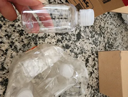 بطری و محفظه کرم مدل F مجموعه 5 عددی