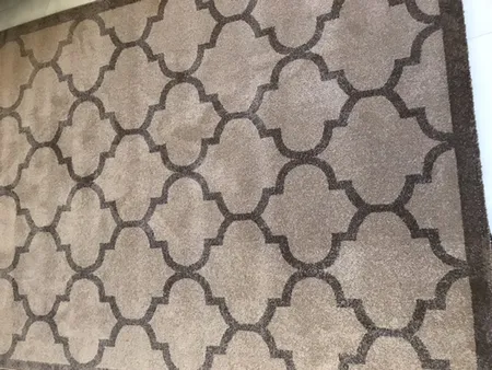 فرش ماشینی ساوین کد 2008-1 زمینه نسکافه ای