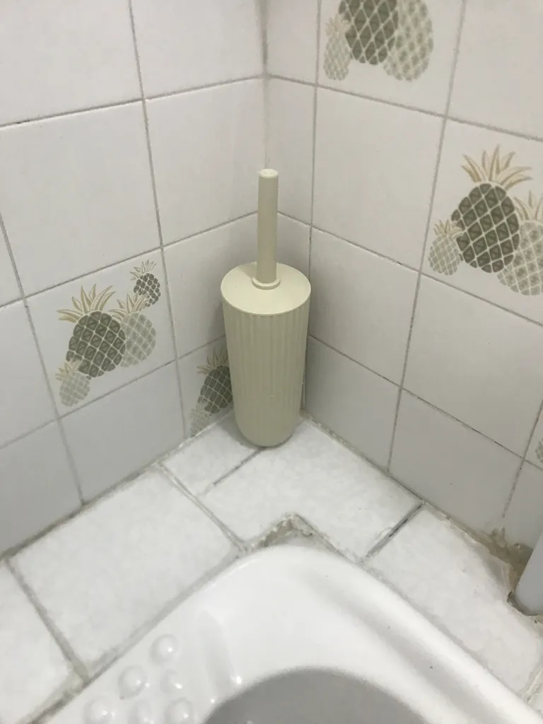 ست سرویس بهداشتی 6 پارچه همارا مدل پدالی زبرا