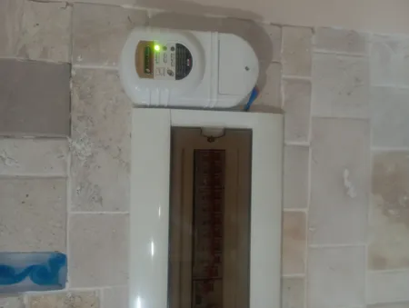 محافظ ولتاژ نمودار کنترل مدل M131