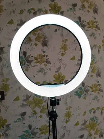 رینگ لایت مدل LJJ-33