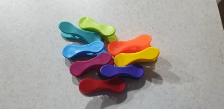 گیره لباس بازن کد 5301010 بسته 8 عددی