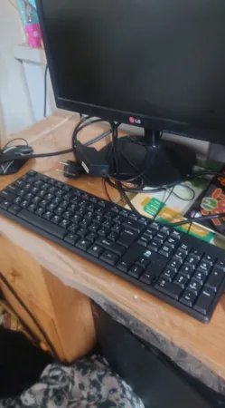 کیبورد پی نت مدل KB-600 با حروف فارسی