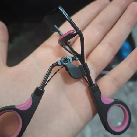 فرمژه زد وان مدل 906 به همراه پد یدک مجموعه 2 عددی