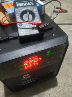 استابلایزر پیمان گزاران مدل PRT-5000 ظرفیت 5000 ولت آمپر