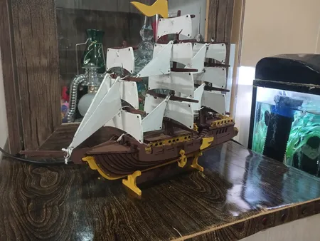 ساختنی مدل کشتی بادبانی