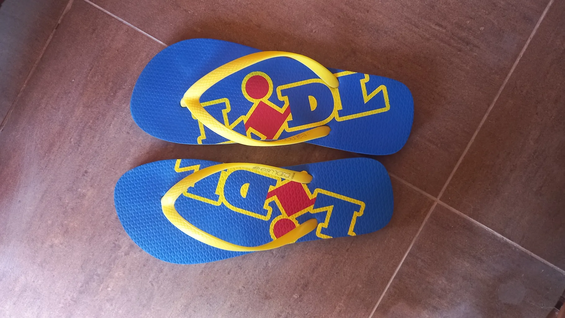 دمپایی لاانگشتی زنانه اسمارا مدل ES5511