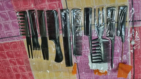 شانه مو کد 01 مجموعه 10 عددی