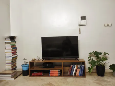 میز تلویزیون مدل IK86