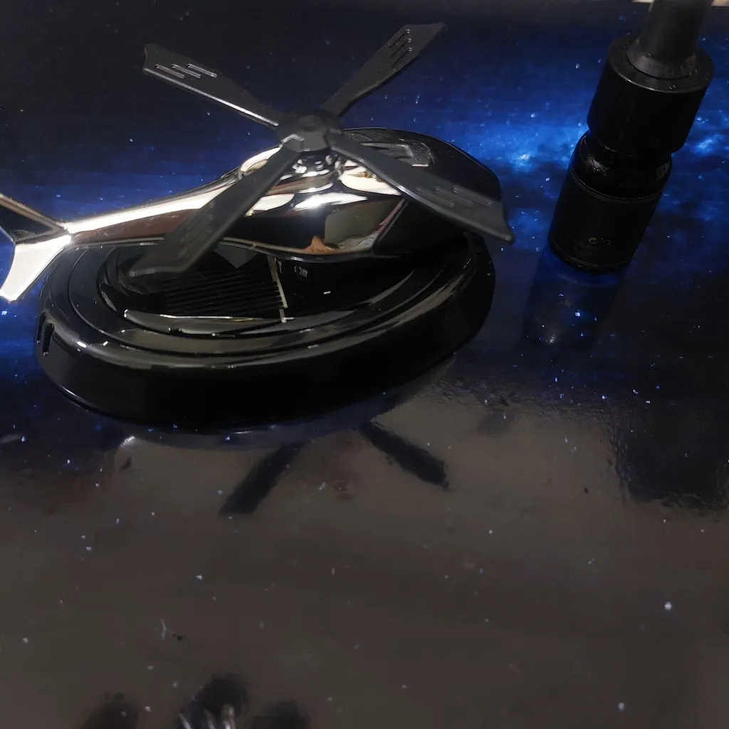 خوشبو کننده خودرو طرح هلیکوپتر خورشیدی کد KK270270