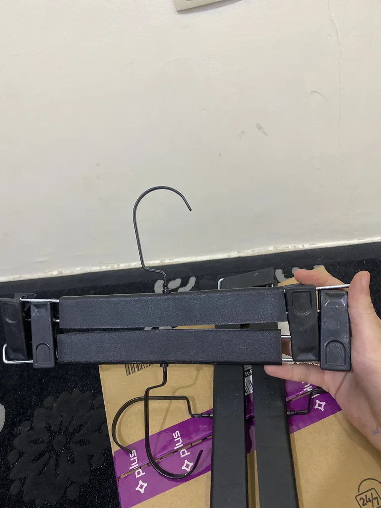 چوب لباسی مدل دو گیره ای کد 33 بسته 5 عددی