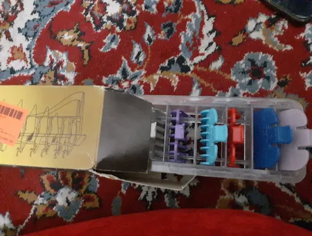 شانه ماشین اصلاح وال مدل 01 مجموعه 8 عددی