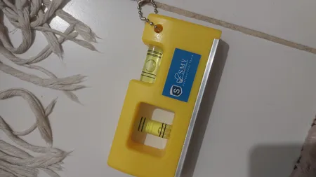 تراز جیبی مدل آهنربایی