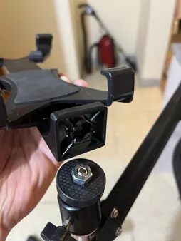 پایه نگهدارنده گوشی موبایل و تبلت مدل NB-550