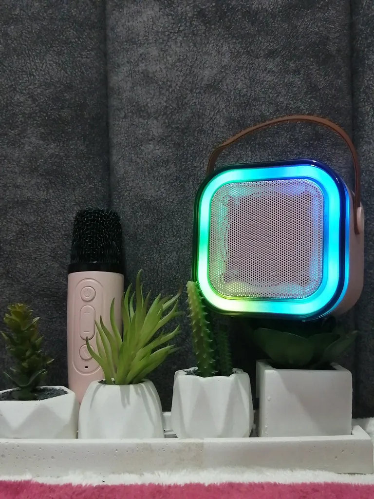 اسپیکر بلوتوثی قابل حمل مدل K12