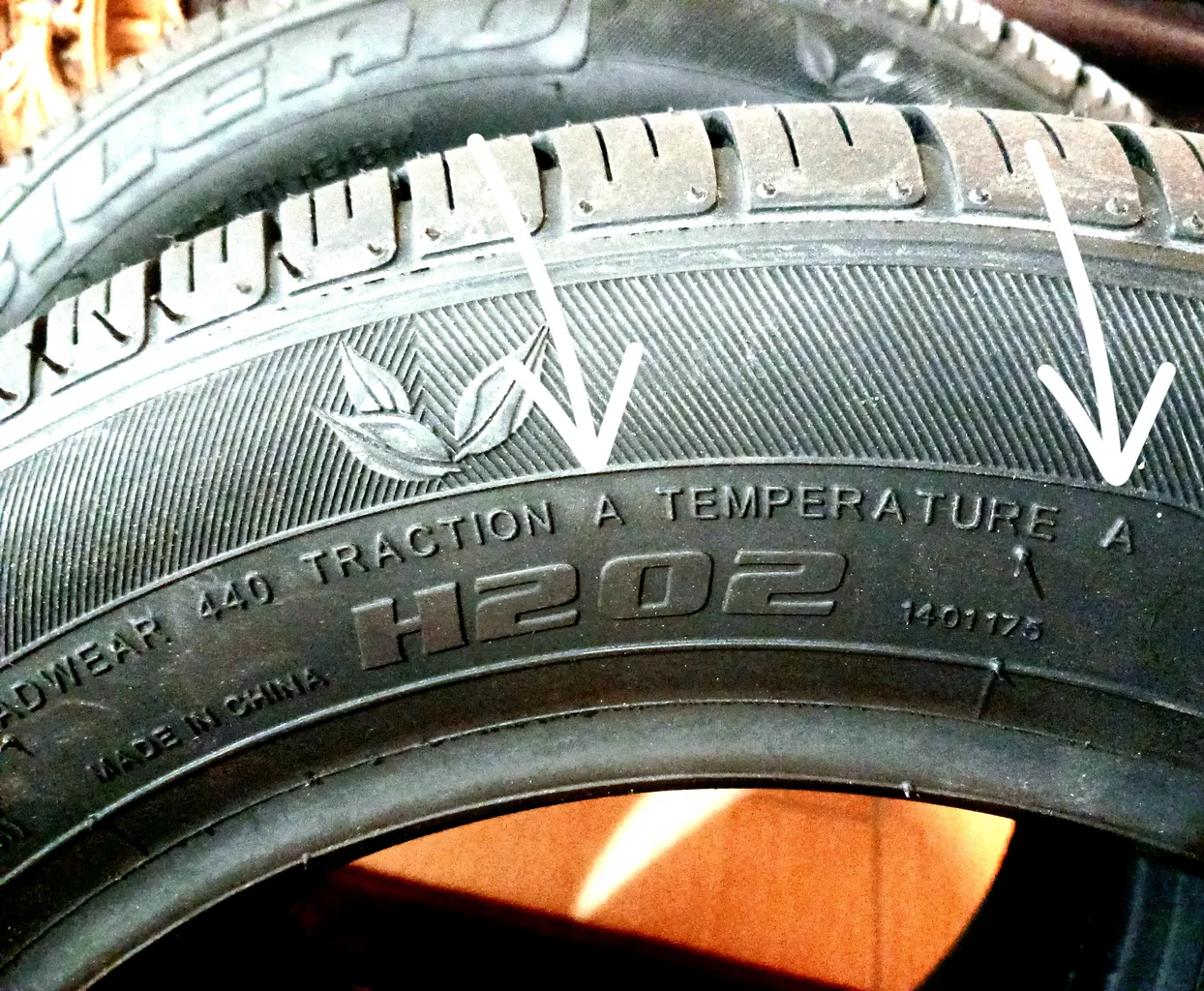 لاستیک خودرو هابیلد مدل H202 سایز 165/65/13 - دو حلقه