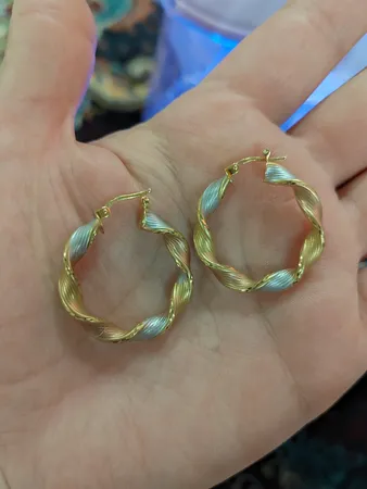 گوشواره طلا 18 عیار زنانه طلای مستجابی مدل اکسترا کد 205489