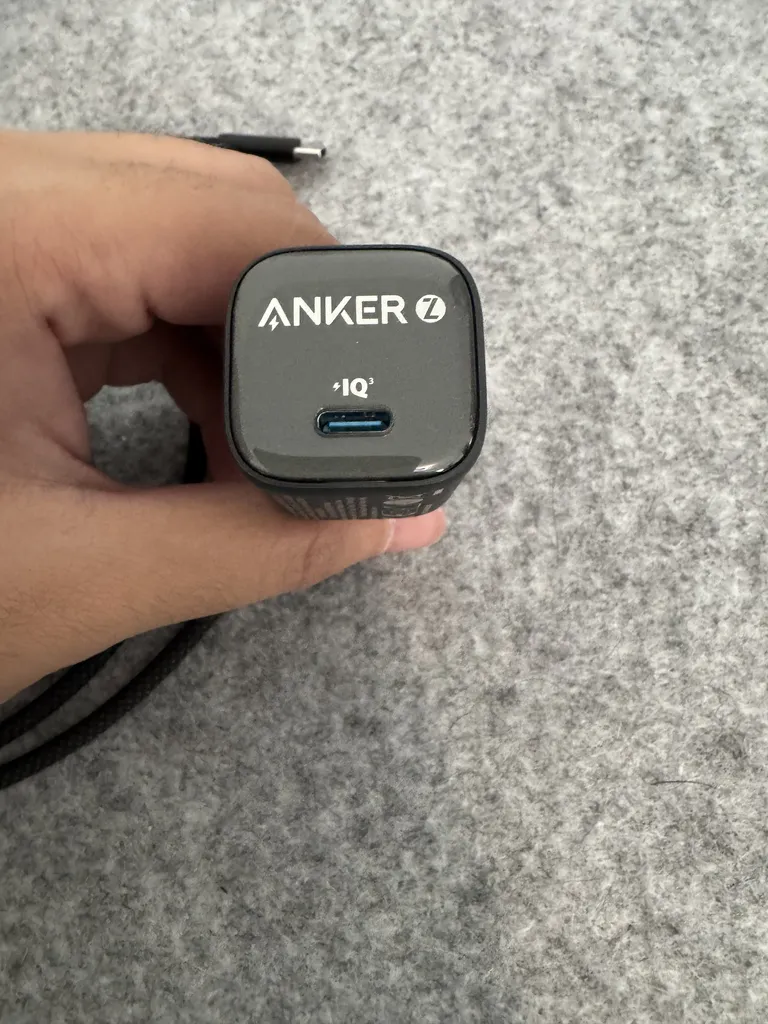 شارژر دیواری 30 وات انکر مدل Zolo A2698 EU