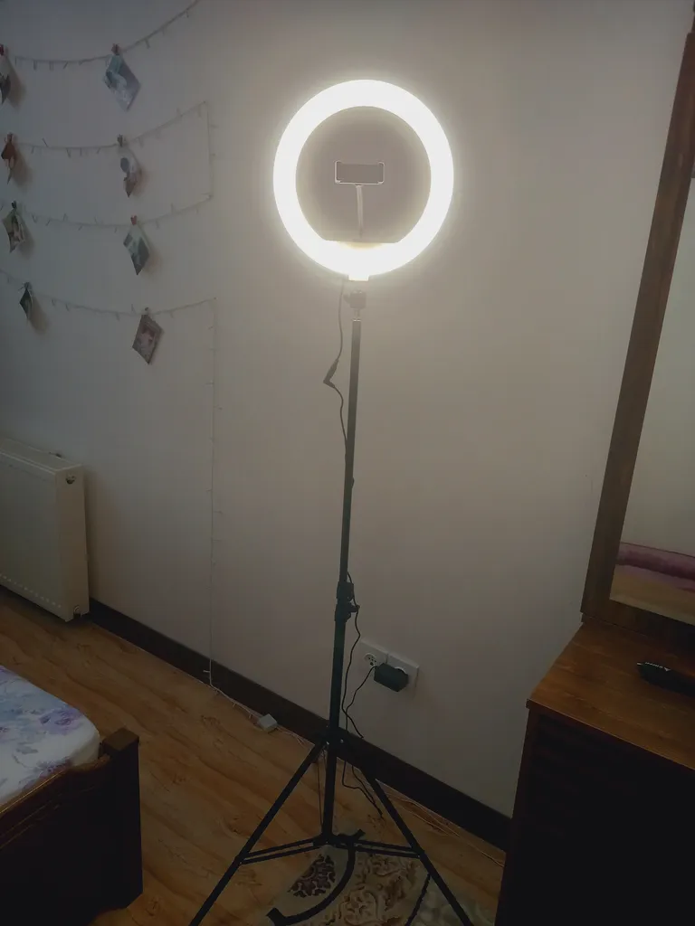 رینگ لایت مدل YQ-320A به همراه پایه