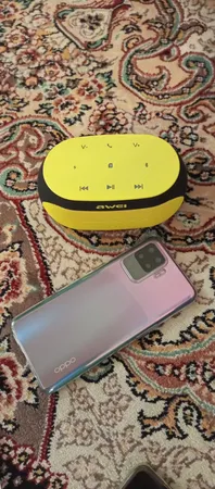 اسپیکر بلوتوثی قابل حمل آوی مدل Y200