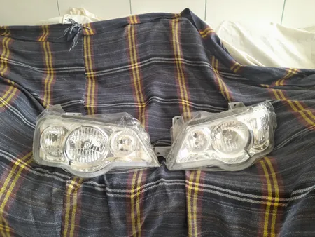 چراغ جلو فن آوران پرتو الوند مدل 132 مناسب برای پراید 132 بسته 2عددی