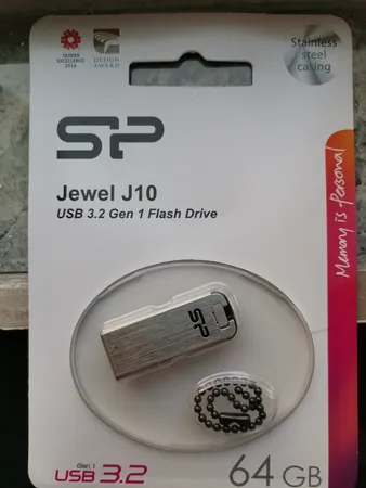 فلش مموری Silicon Power مدل Jewel J10 ظرفیت 64 گیگابایت