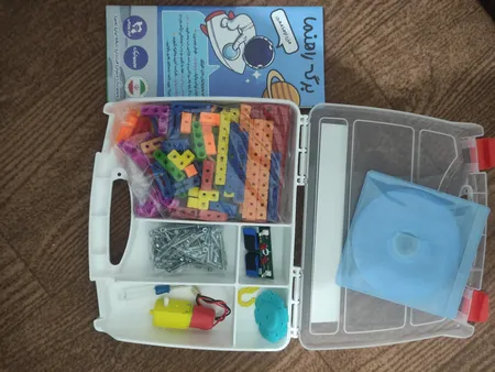 کیت آموزشی رباتیک روبویونیک مدل نابغه کوچک