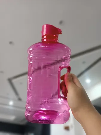 بطری آب مدل f.p