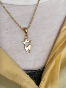 تجریه خرید آویز گردنبند طلا کم اجرت 18 عیار زنانه ناریا طرح گوزن مدل T19