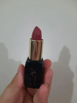 رژ لب جامد این لی مدل Ladylike شماره 640