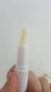 تجریه خرید بالم لب الارو مدل Repair And Hydrate تحت لیسانس