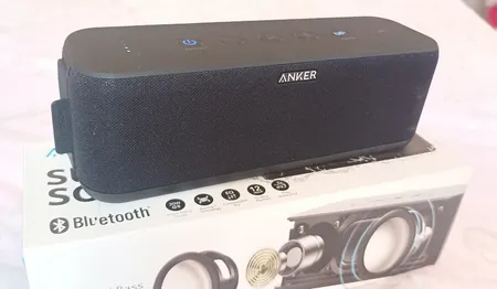 اسپیکر بلوتوثی قابل حمل انکر مدل A3145 SoundCore Boost