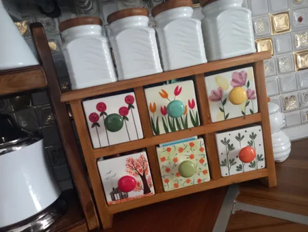 جا ادویه 6 پارچه مدل چوبی و سرامیکی