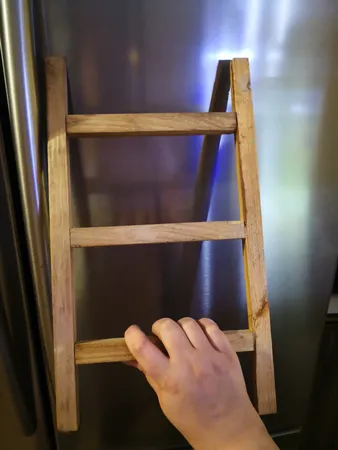 استند دستمال آشپزخانه مدل نردبان