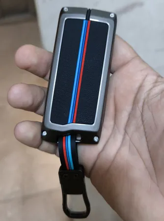 کاور ریموت و سوئیچ خودرو مدل دور فلزی شبرنگ کد MC-CR-TS مناسب برای ام وی ام X22 پرو، ام وی ام X55 پرو