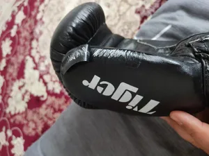 تجریه خرید دستکش بوکس گرین هیل مدل C3