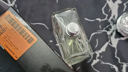 ادوپرفیوم اسکلاره مدل Molecule 020 حجم 100 میلی‌لیتر