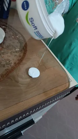 کرم نرم کننده نیوآ مدل Soft حجم 200 میلی لیتر