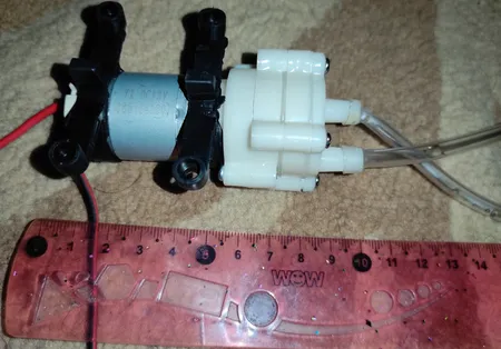 پمپ آب مدل r385