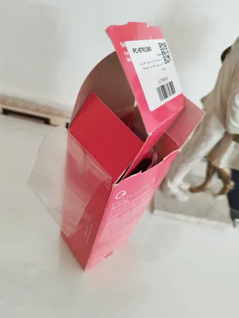 ژل شست‌وشوی و لایه بردار صورت لافارر مدل 01 مناسب پوست‌های چرب حجم 150 میلی‌لیتر