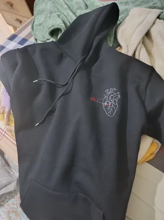 هودی مردانه مدل گلدوزی قلب کد 01